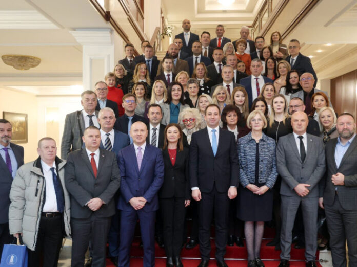 SELAK: Građani imaju pravo da traže odgovornost za uloženih 200 miliona KM