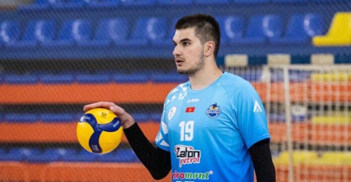 Iz Bijeljine do vrhova regionalne odbojke – put Vukašina Tuzlančića (foto)