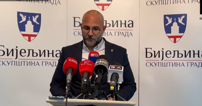 ODBORNIK TOMIĆ (NF): „Budžet Grada Bijeljina je iskasapljen sramnim amandmanima“