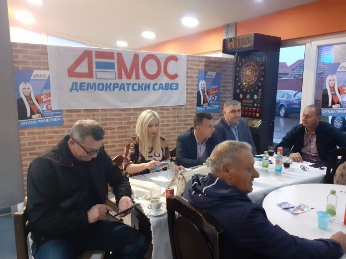 DEMOS U CRNJELOVU: Glasajmo za mir i sigurnost, glasajmo za razvoj i napredak, za Željku Cvijanović i Milorada Dodika