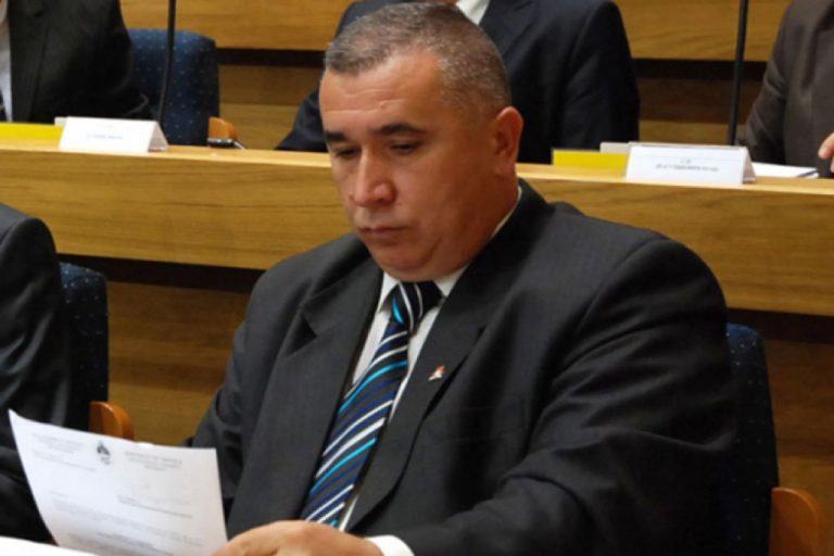 Narodni poslanik optužen za premlaćivanje rođaka