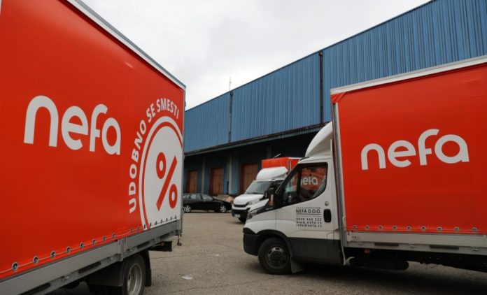 70a736b5b0ea02444f52444aaeee73f3_XL