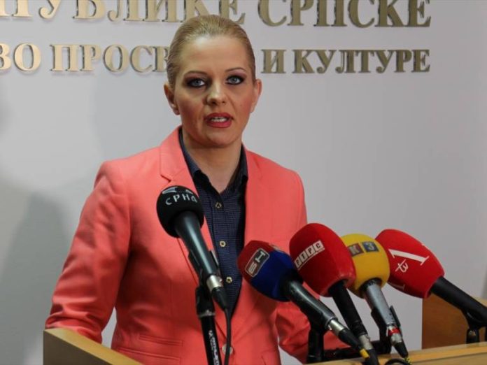 765-574-feb2a36e4d8ae5defd588691f0abd4df