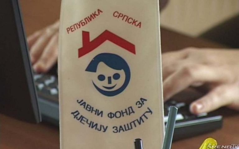 Sutra isplata materinskog i dodatka na djecu