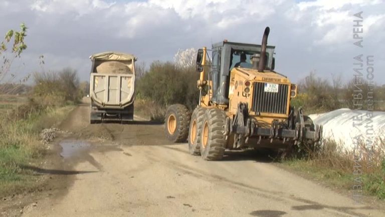 Počelo asfaltiranje puta prema skelskom graničnom prelazu Crnjelovo-Jamena /VIDEO/