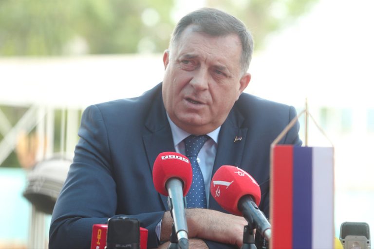 “ŽELIMO DA RAŠČISTIMO SITUACIJU” Dodik za sutra najavio smjenu jednog člana SNSD