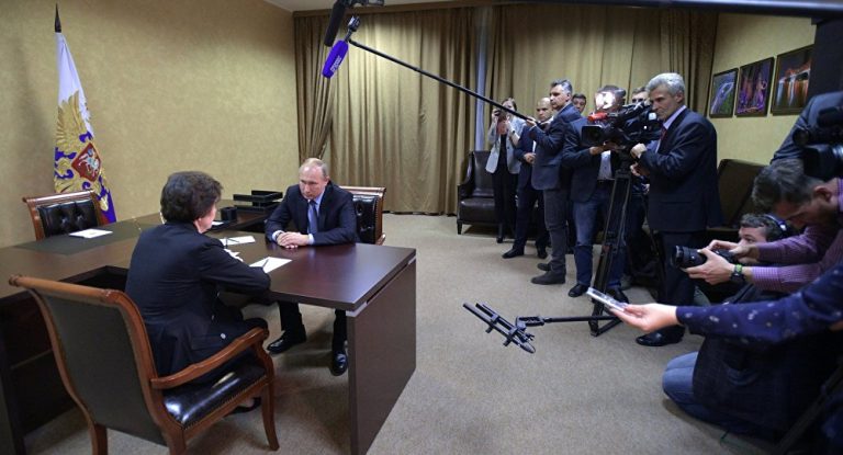 Kako Putin reaguje kad mu neko sjedne na mjesto? VIDEO