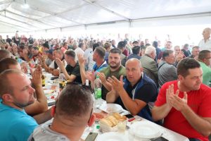 Slavenko Ristić uz lovce Srpske (foto) 7 10