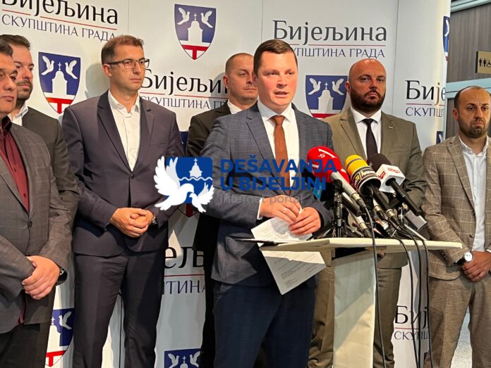 B4A8021E-4DBC-4A94-ABA3-37976AEE2166