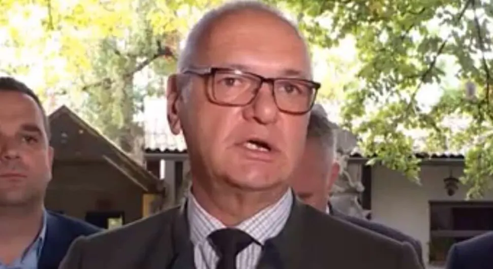 nenad dusanic snsd teslic iskljucen