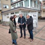 Loznica mesto gde ce da bude spomenik proti Ignjatu i episkopu Lavrentiju foto v mitric