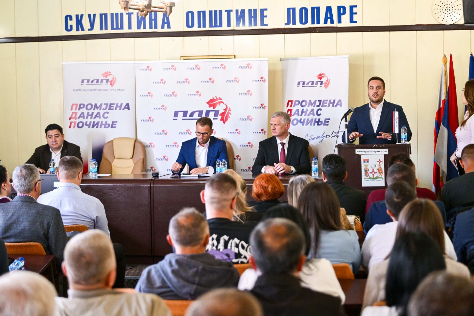 IMG 496136b11ae0605c0c1e8c8d0fbbb7d7 V