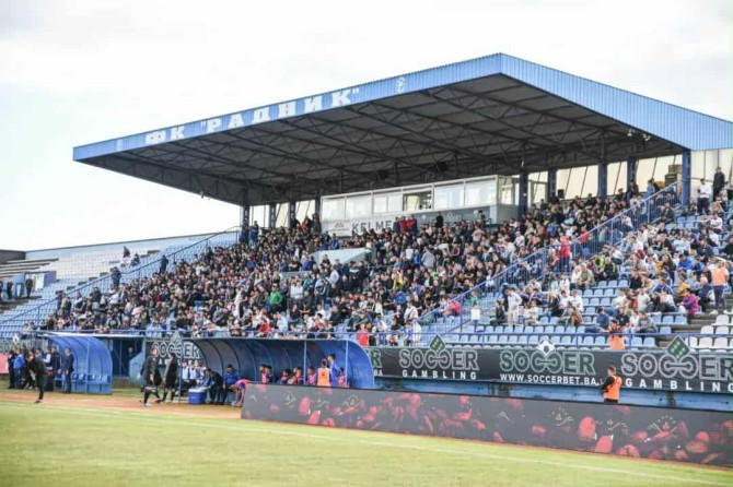 radnik stadion tribine publika