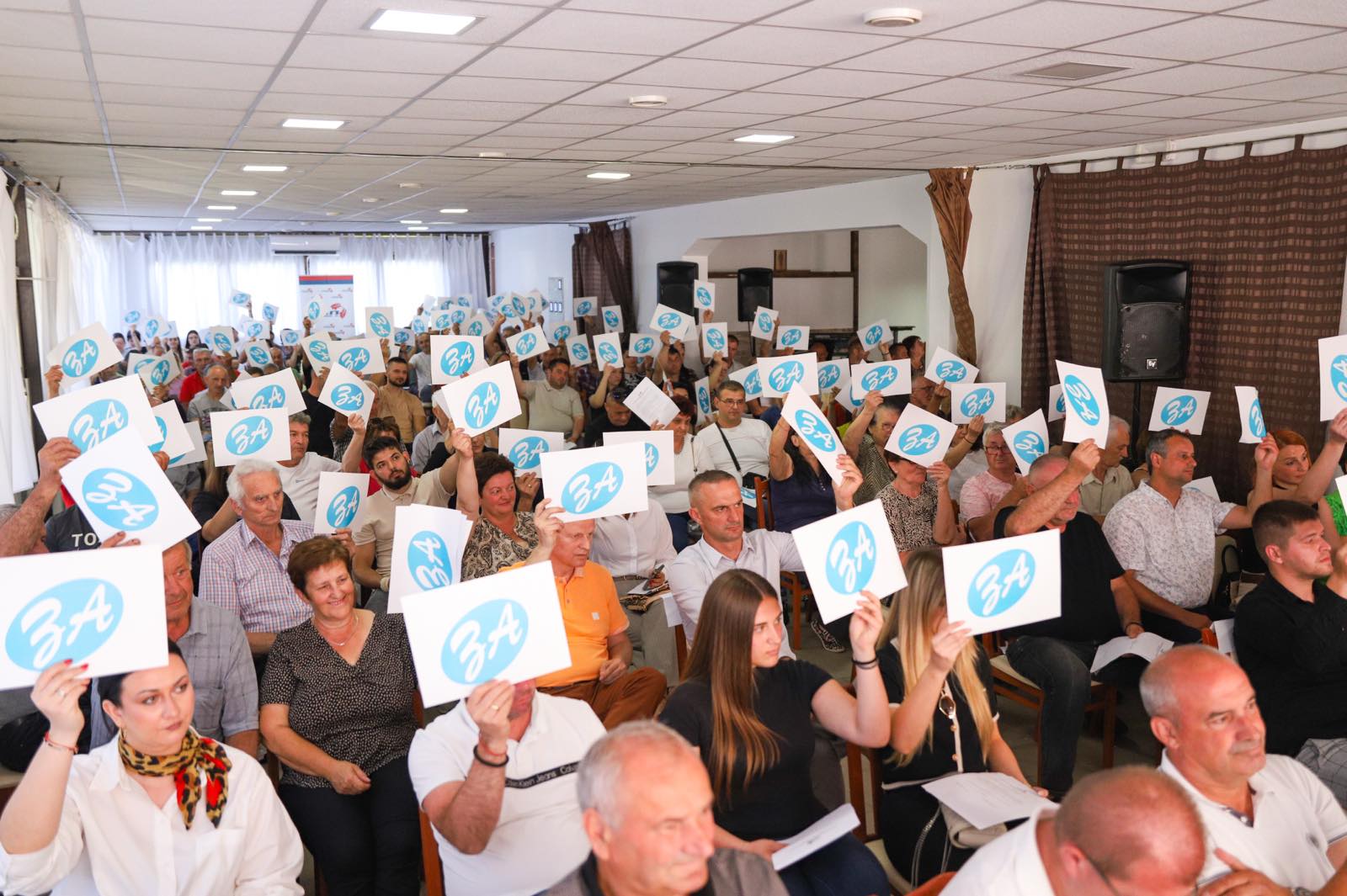 Nova energija za Kostajnicu: PDP izabrao Zdravka Krnjajića, Stanivuković poručuje – Spremni smo za konkretne promjene (foto) 8 Kostjnica 3