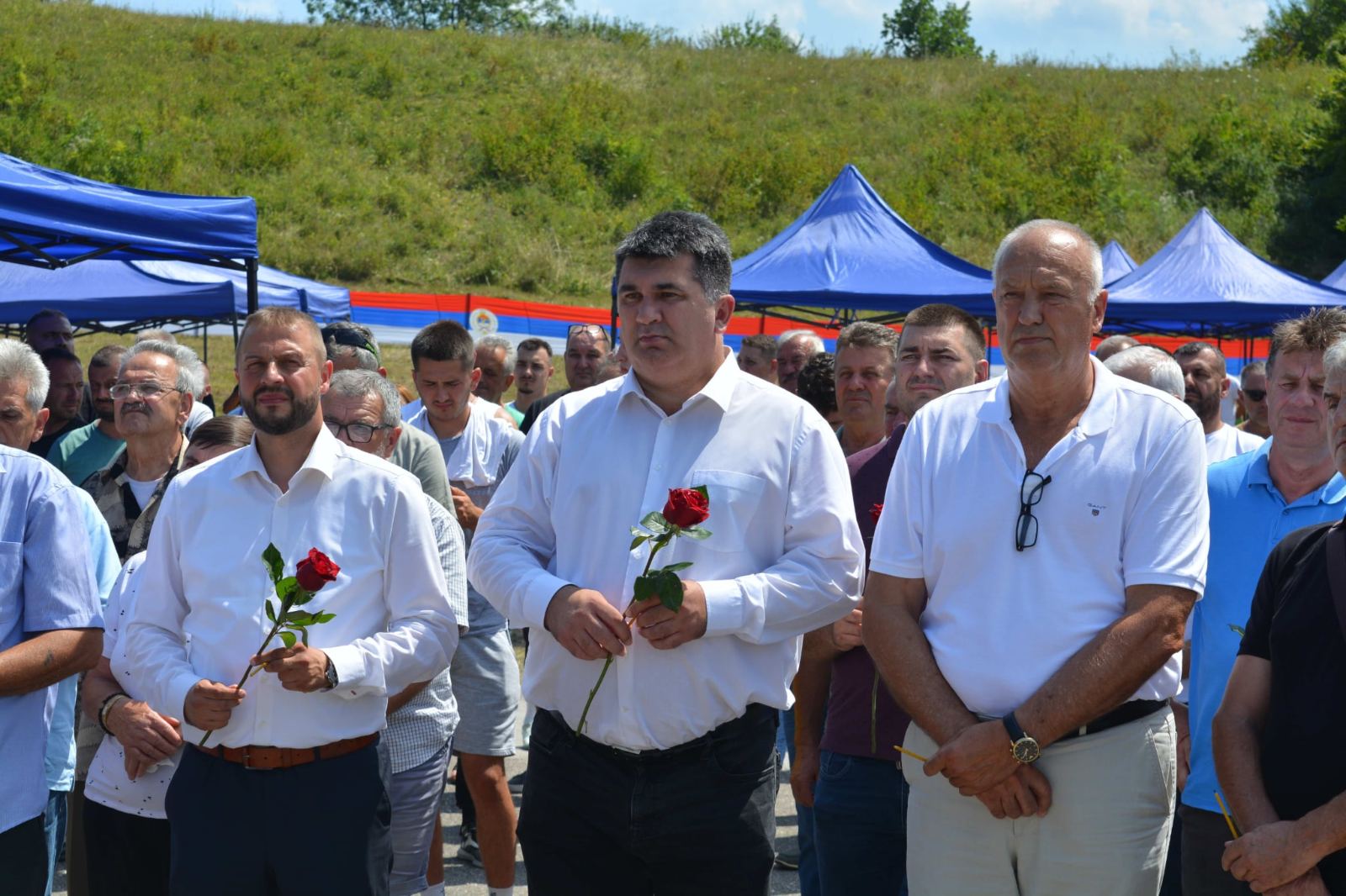 IMG e50ee4e3a39e0716bbb5034877c18be5 V