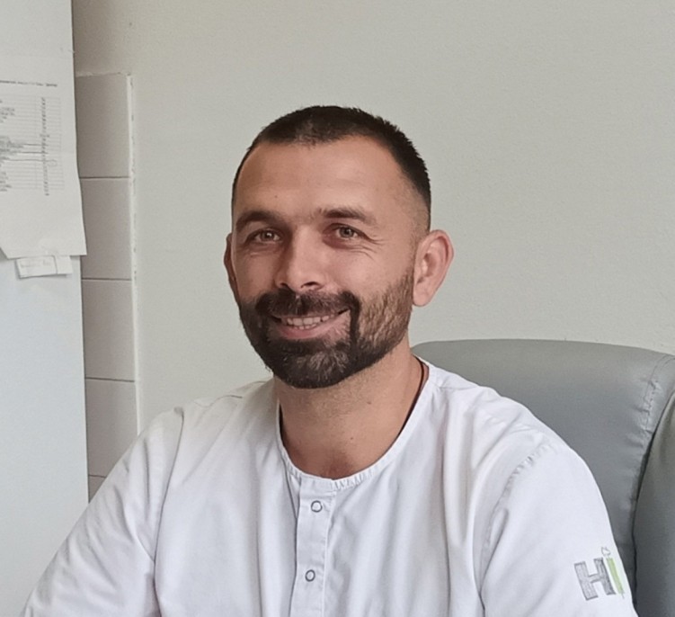 tojic banja dvorovi dr 1