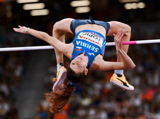 angelina topicj