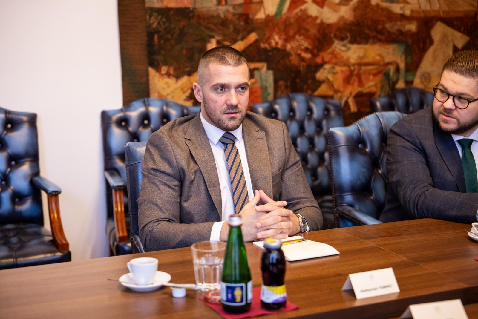 Trninić (US) razgovarao sa potpredsjednikom vladajuće partije u Slovačkoj (foto) 6 Aleksandar trninic us ns rsfa5ca8d4 V