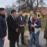 8896fb21 30ae 4a61 9635 85efc19babb4