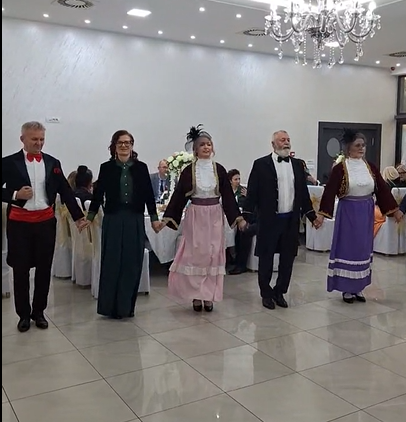 Bijeljinski bal oživio duh Dučića i Magde: Veče elegancije, poezije i humanosti (foto) 8 bal4