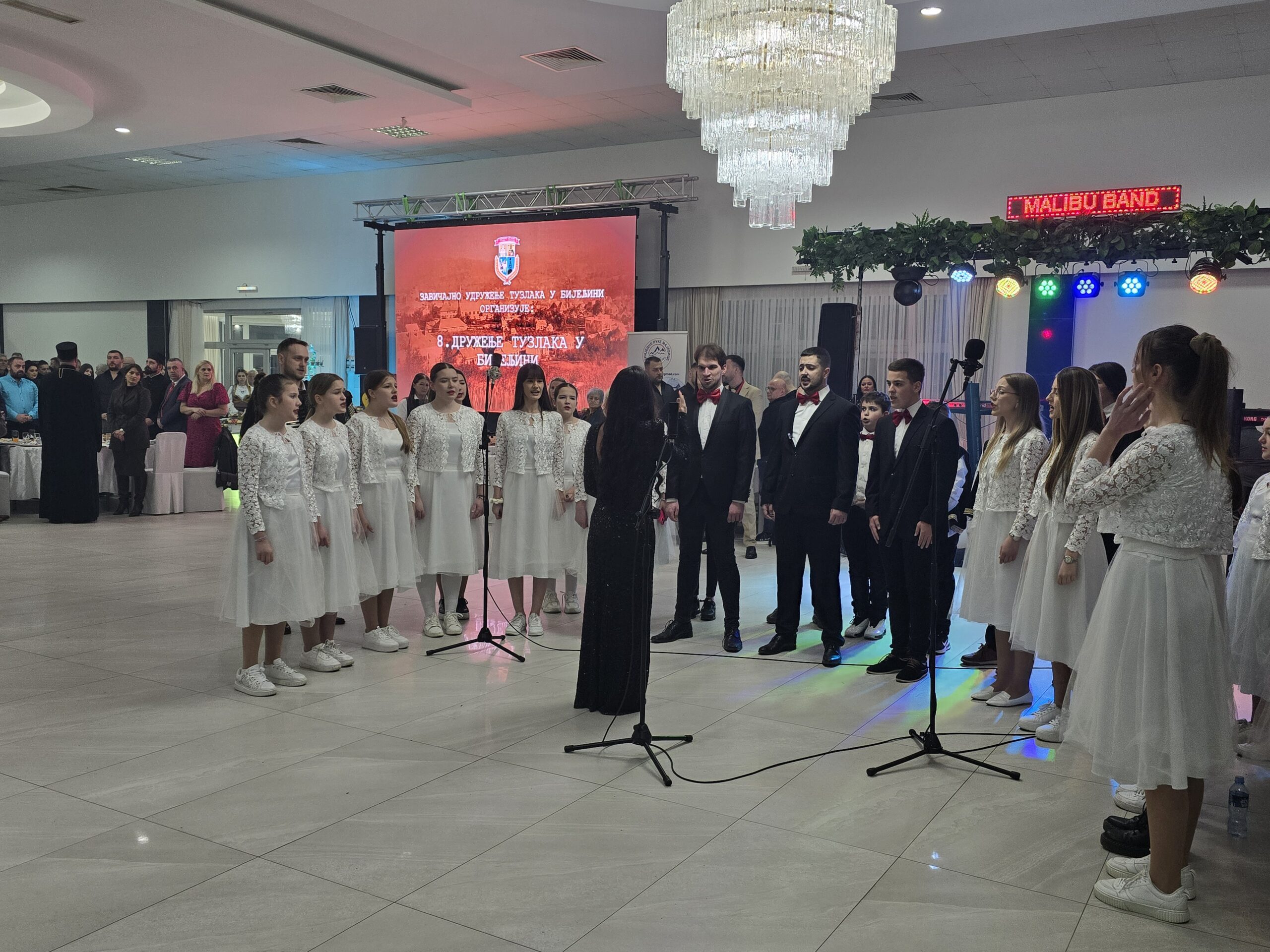 USKORO: 9. Druženje Tuzlaka u Bijeljini – ''Poštujmo jedni druge, njegujući tradiciju i običaje'' (foto,video) 9 druzenje tuzlaka bijeljina