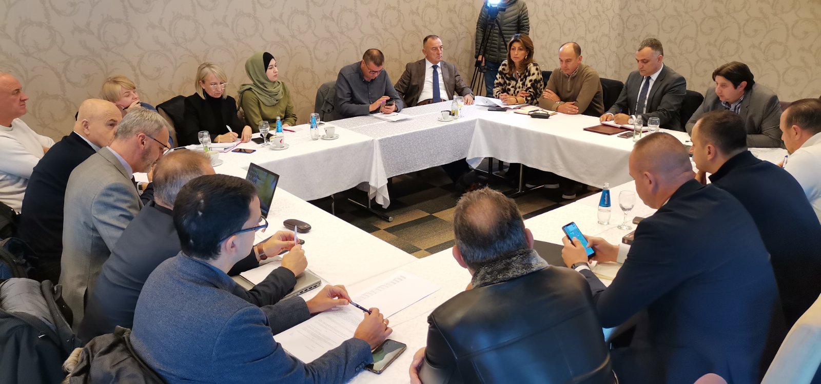 viber slika 2025 12 02 14 45 05 742