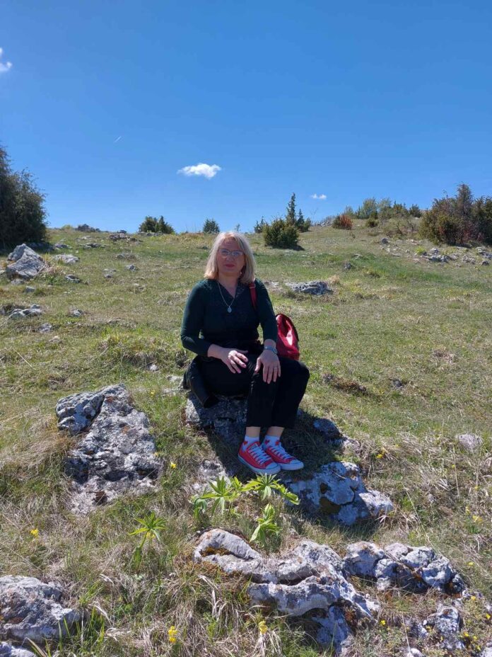 Vioeleta krtolina 79c6f-V