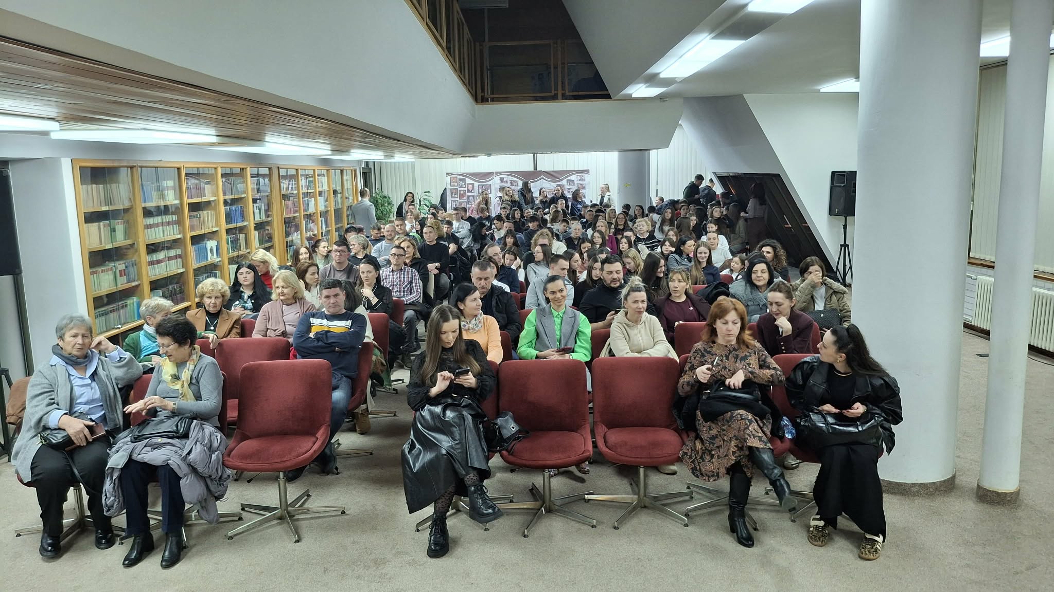 BIJELJINA: Predavanje o srpskom jeziku i ćirilici povodom Međunarodnog dana maternjeg jezika 3 639532896 1265203452376291 9176611204052420102 n