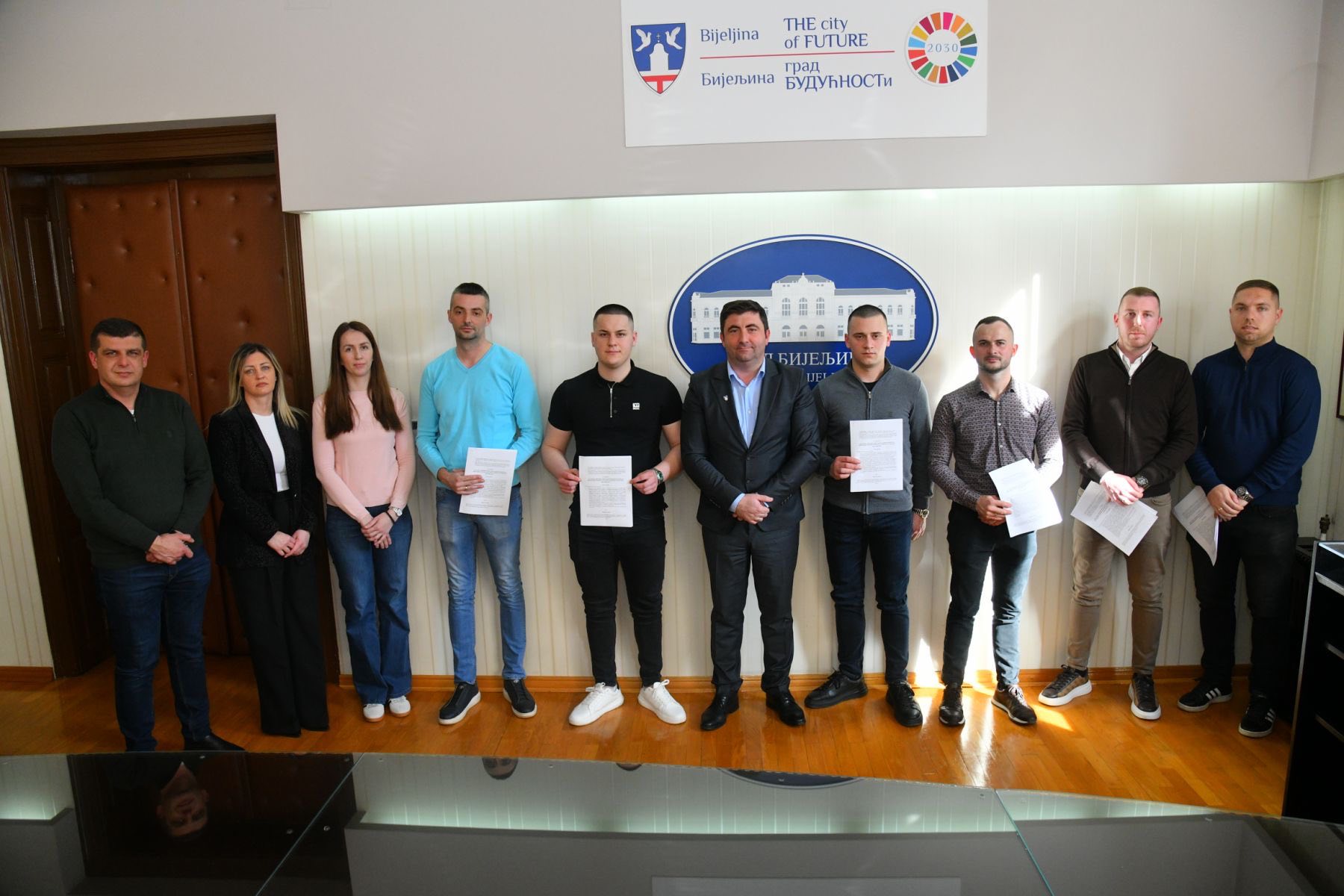 641456869 927165899824947 6960456320584961458 n