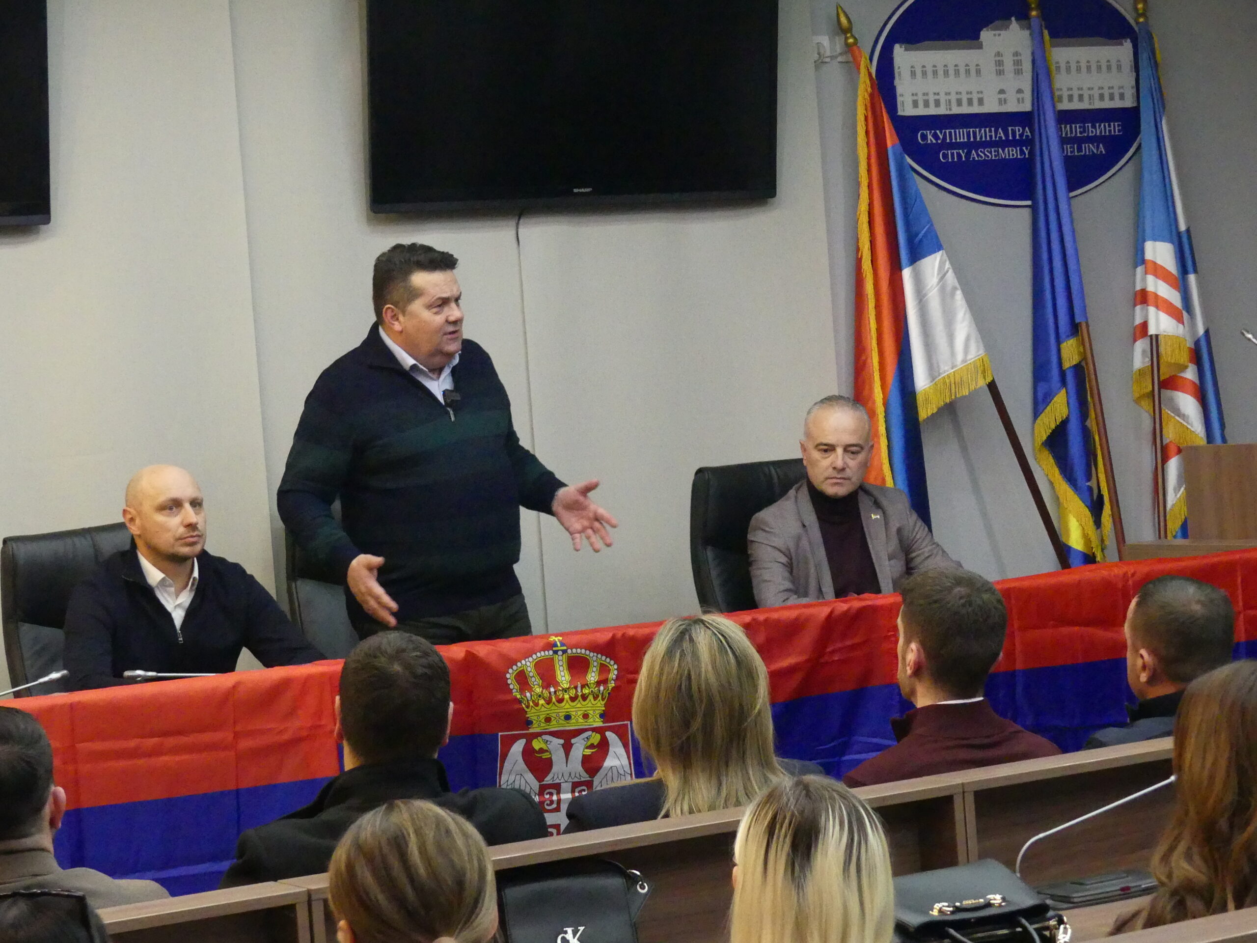 Stevandić za ''Dešavanja u Bijeljini'': Narodna skupština je ključna brana stabilnosti Republike Srpske (foto) 3 stevandic us sastanaki scaled