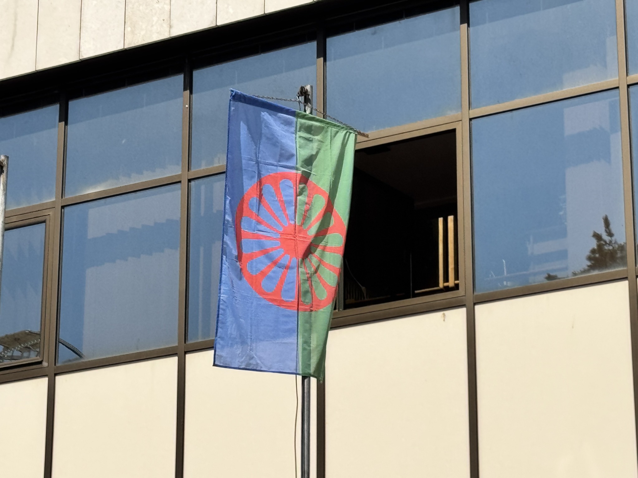 Bijeljina u znaku zajedništva: Obilježen Svjetski dan Roma uz poruke jednakosti i inkluzije (foto) 3 668606901 1389179029915909 3819912988157547367 n