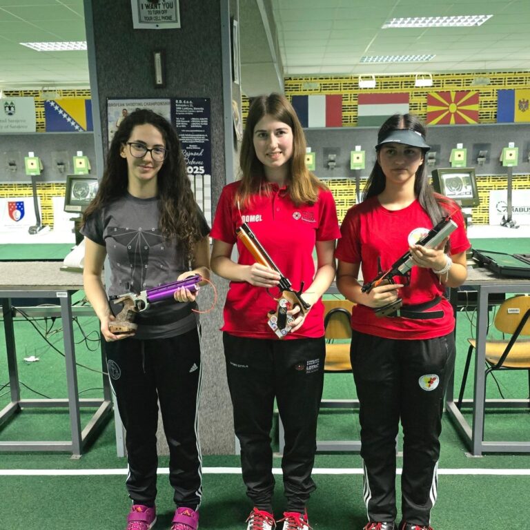 BIJELJINA: SK TRB-a dominirao u Sarajevu: Zlato ekipno i niz medalja Sofije Rakić