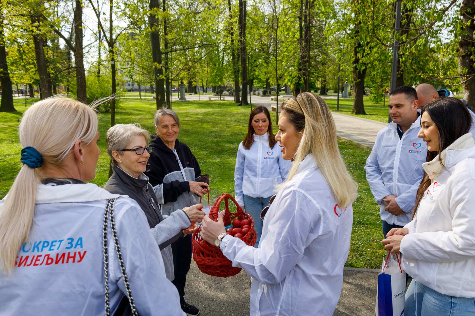 IMG 16161fbca0d8d35ee67c0d671bf96c71 V