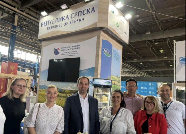 Selak posjetio Međunarodni sajam privrede u Mostaru i obišao štand Republike Srpske