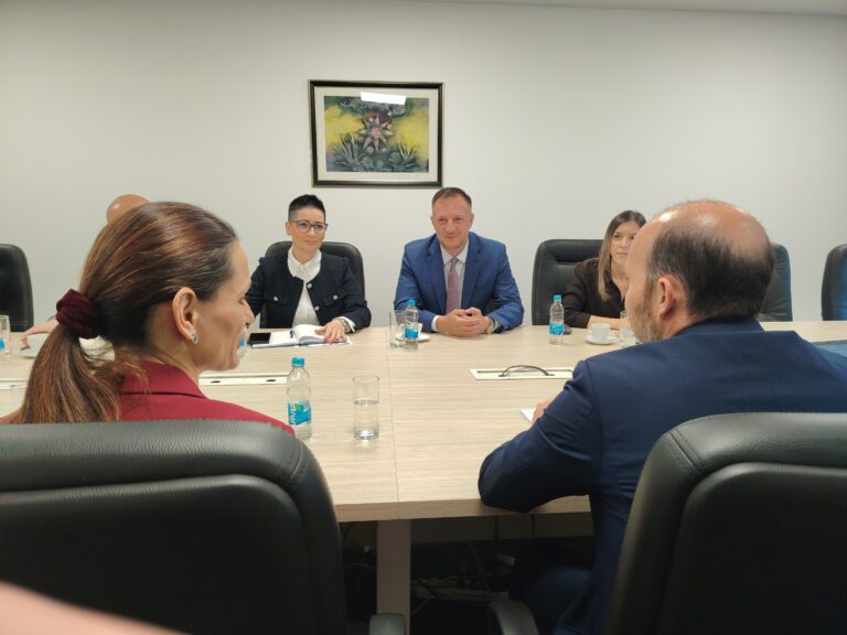 IRBRS i Svjetska banka unapređuju saradnju: Fokus na nova finansiranja za privredu Republike Srpske (foto)